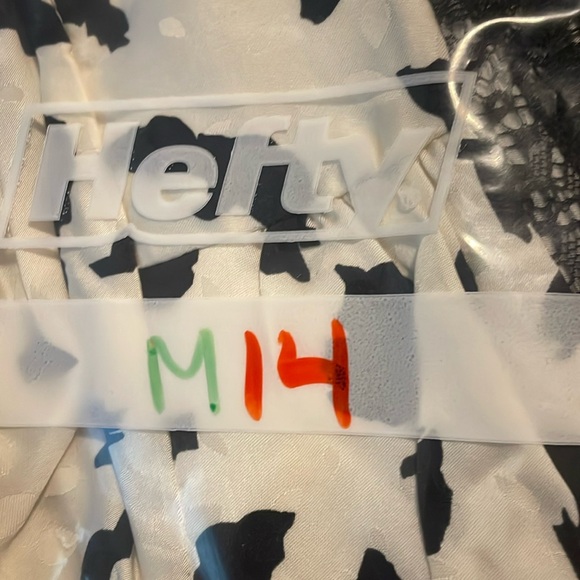 Self Portrait Black‎ White Leopard Printed Wrap Top Asymmetric Lace Trim Blouse - Picture 11 of 11